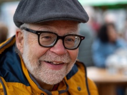 "Zwischen Hansaplatz und Klapperhof“ – Stadtbegehung mit Rudi Meier rund um die Romanische Kirche St. Gereon